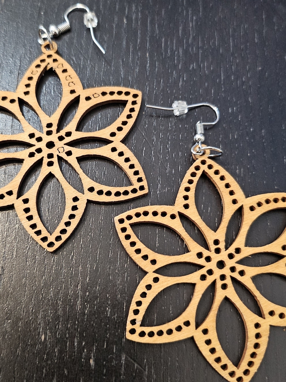 Wooden Floral Cutout Dangle Earrings - Tan